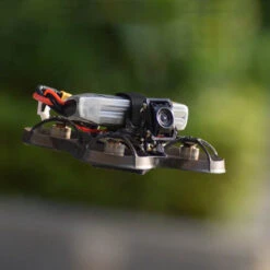 Drone NewBeeDrone AcroBee75 Pusher DJI O4 HD ELRS 2.4GHz 2S -Dashcam Magasin drone newbeedrone acrobee75 dji o4 hd elrs 24ghz 2s 7